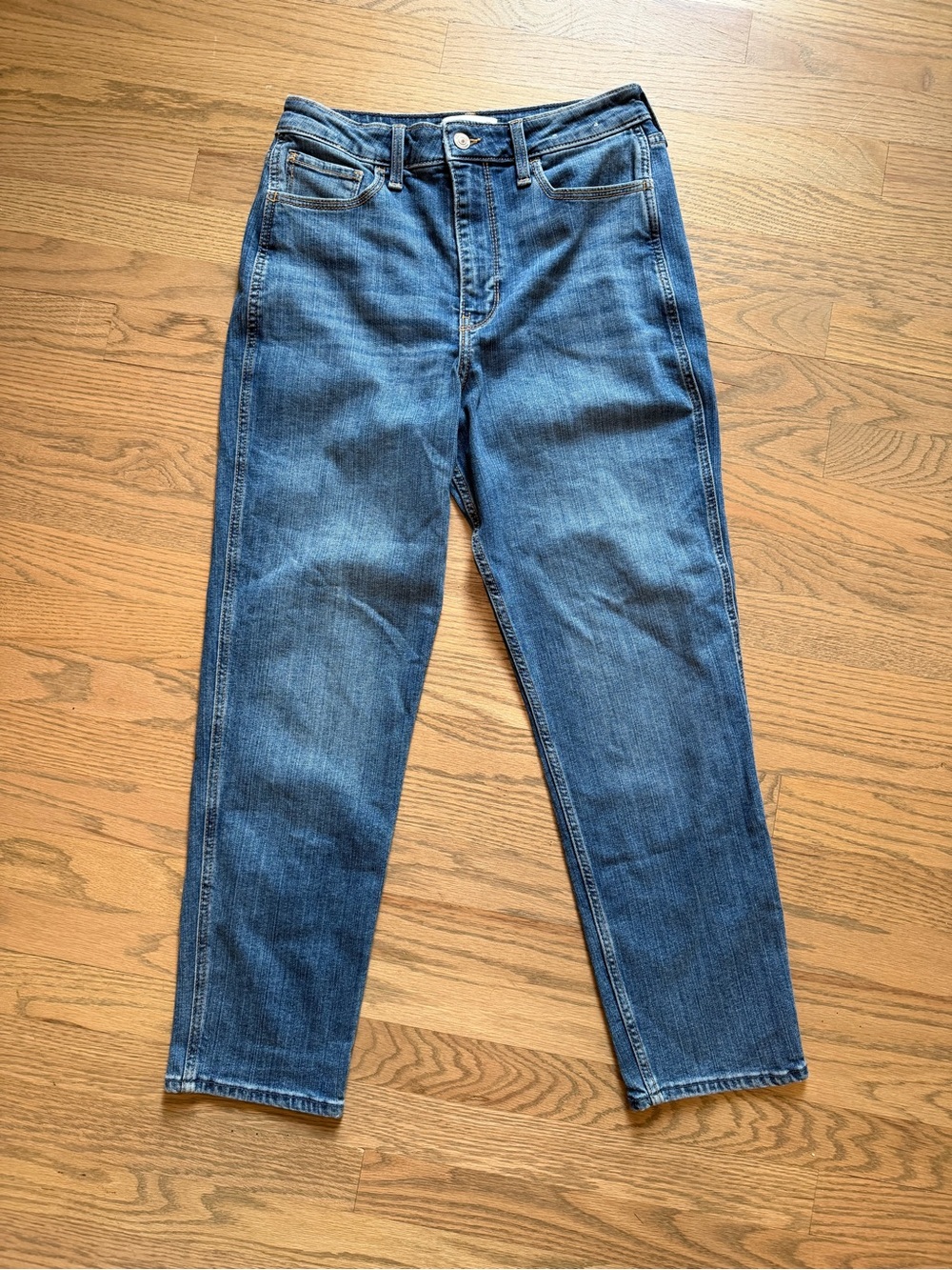 Abercrombie & Fitch Mom Jean